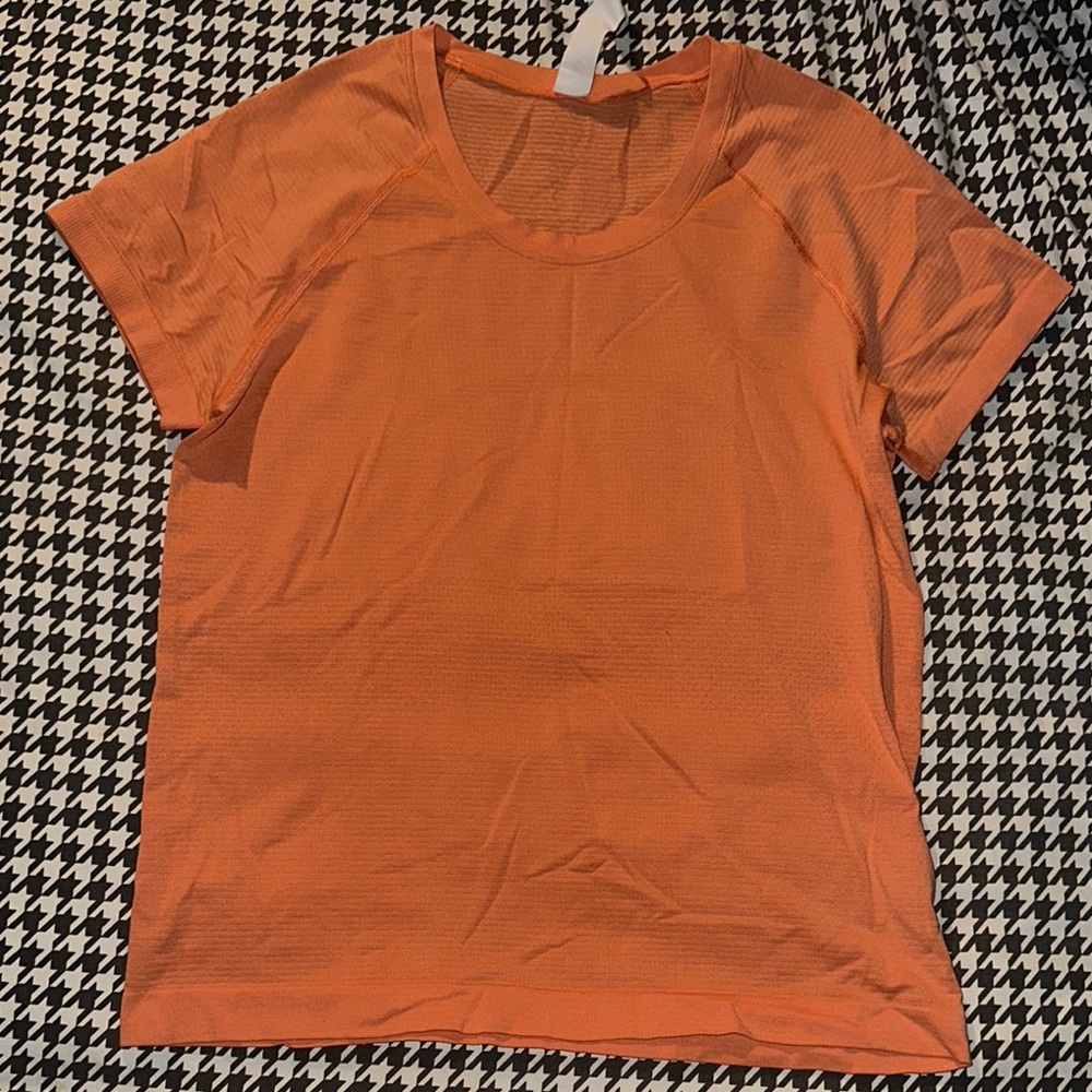 Lululemon Swiftly Tech Short-Sleeve Shirt 2.0 Waist Length